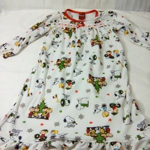 Peanuts Christmas toddler nightgown size 3T